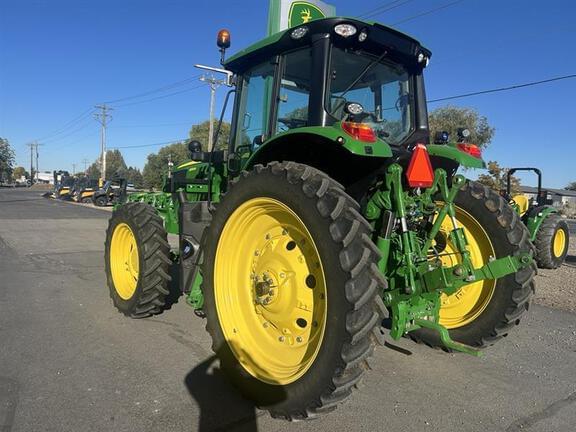 Image of John Deere 6155M equipment image 2