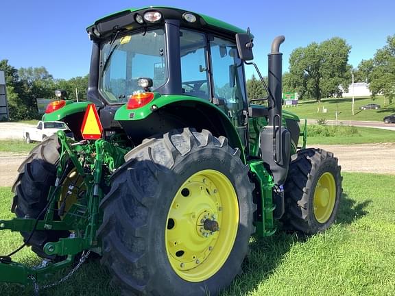 Image of John Deere 6155M equipment image 4