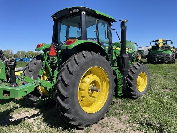 Image of John Deere 6155M equipment image 4