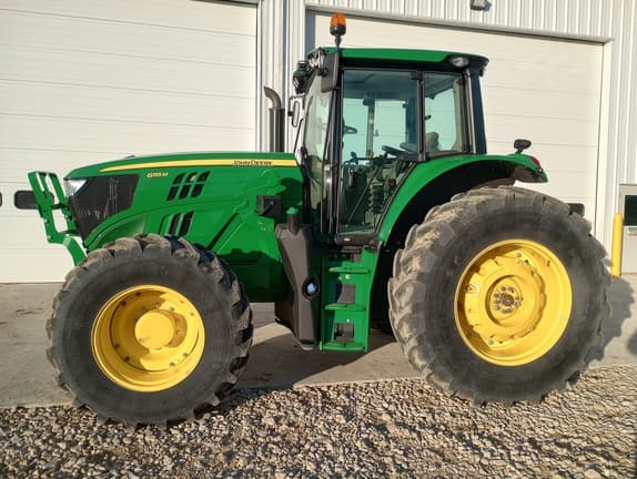 Image of John Deere 6155M equipment image 1