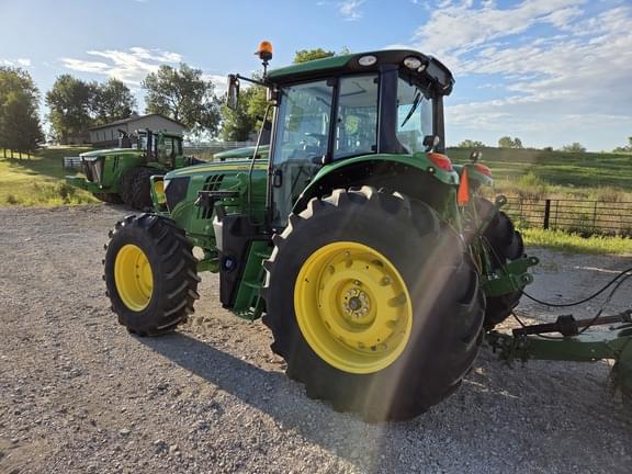 Image of John Deere 6155M equipment image 3