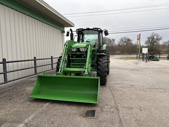 Image of John Deere 6155M equipment image 3