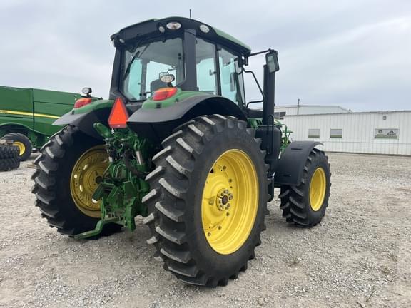 Image of John Deere 6155M equipment image 3