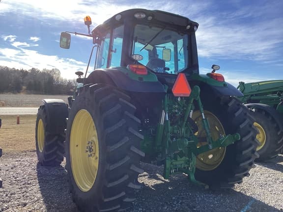Image of John Deere 6155M equipment image 3