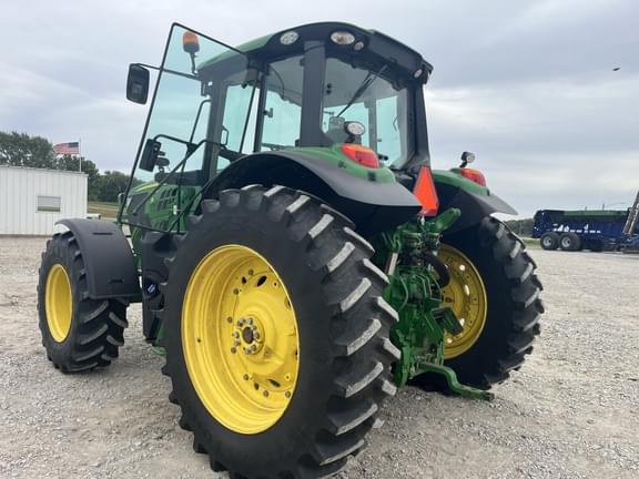 Image of John Deere 6155M equipment image 2