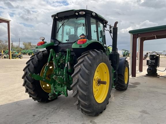 Image of John Deere 6155M equipment image 3