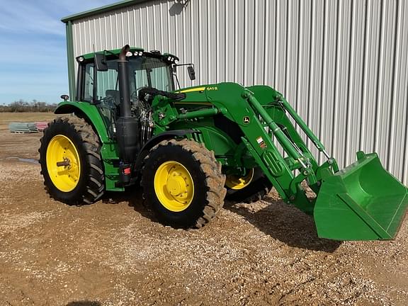 Image of John Deere 6155M equipment image 4