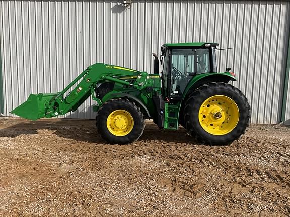 Image of John Deere 6155M equipment image 2