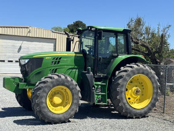 Image of John Deere 6155M equipment image 3