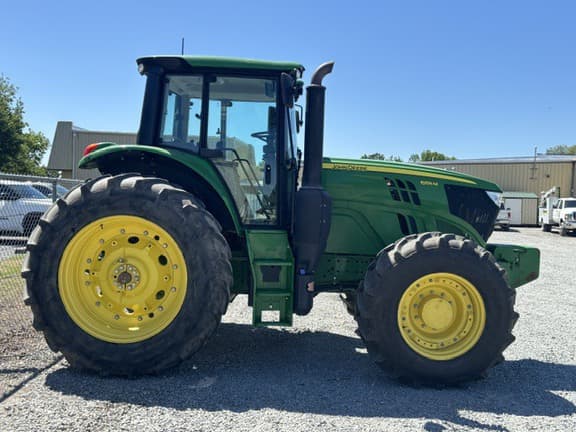 Image of John Deere 6155M equipment image 1