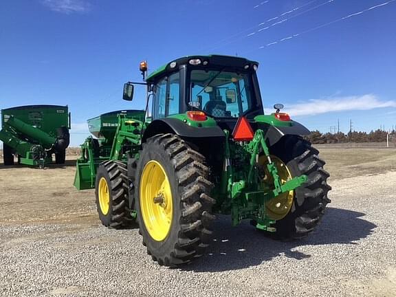 Image of John Deere 6155M equipment image 4