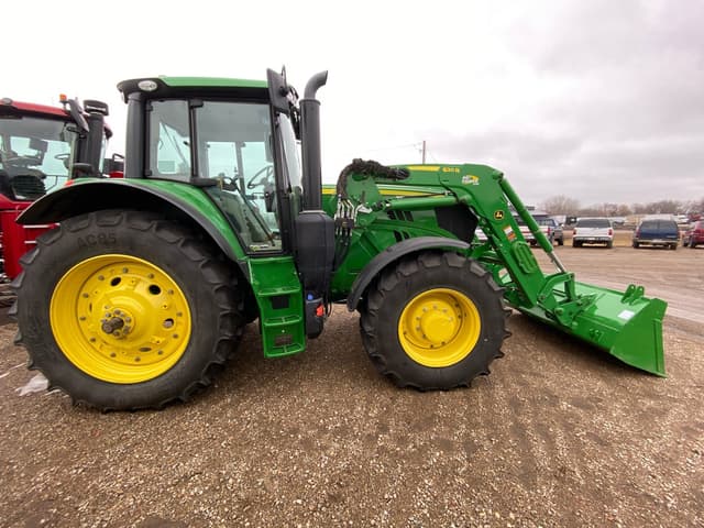 Image of John Deere 6155M equipment image 4