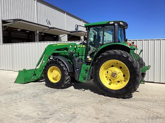 Image of John Deere 6155M equipment image 2