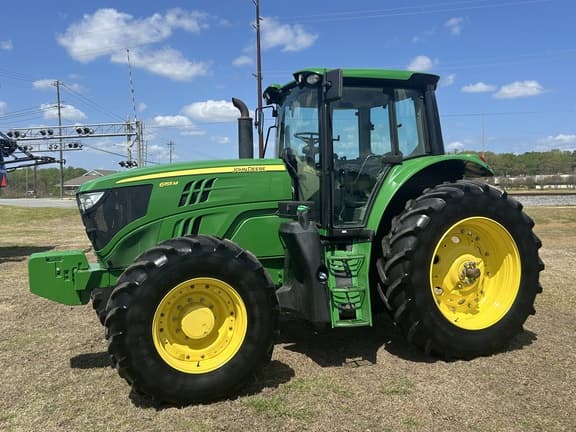 Image of John Deere 6155M equipment image 4
