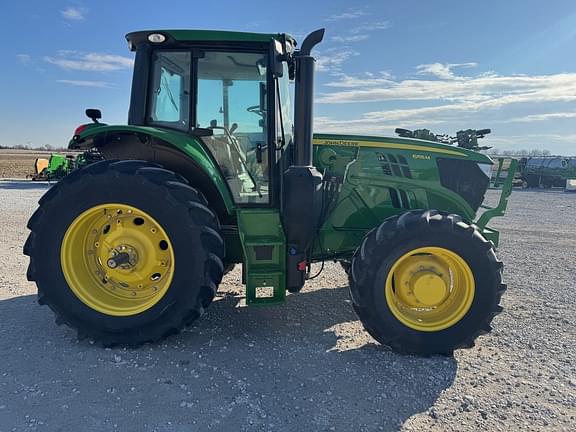 Image of John Deere 6155M equipment image 4