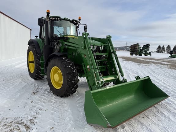 Image of John Deere 6155M equipment image 1