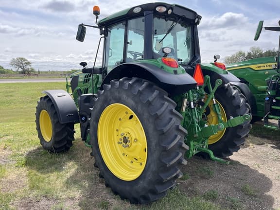 Image of John Deere 6155M equipment image 3