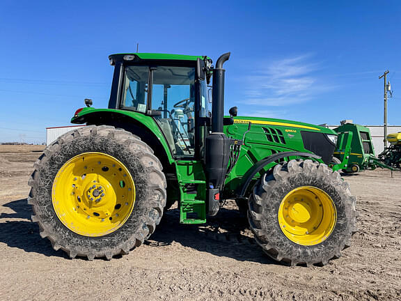 Image of John Deere 6155M equipment image 3