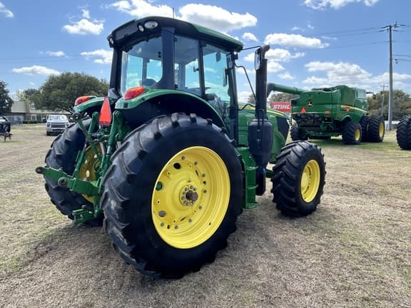 Image of John Deere 6155M equipment image 4