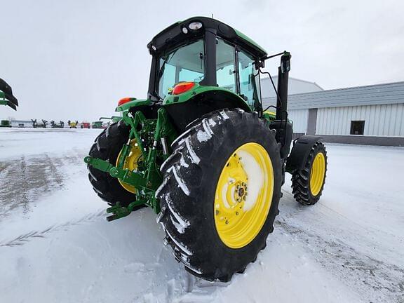 Image of John Deere 6155M equipment image 4