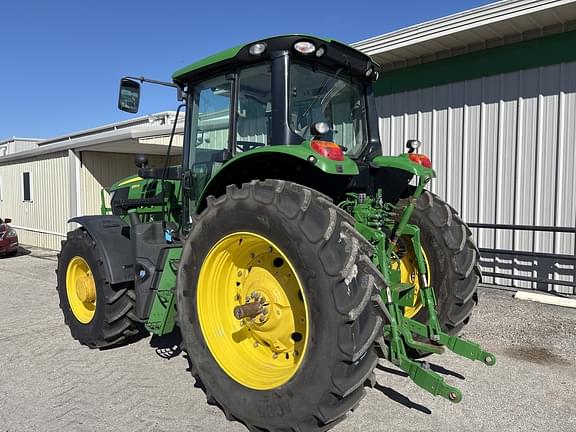 Image of John Deere 6155M equipment image 4