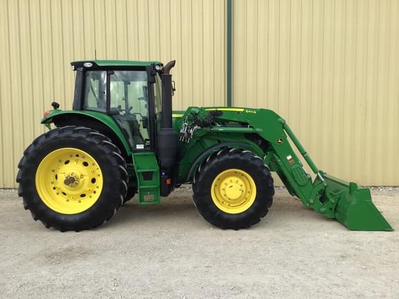 Image of John Deere 6155M equipment image 4