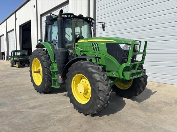 Image of John Deere 6155M equipment image 4