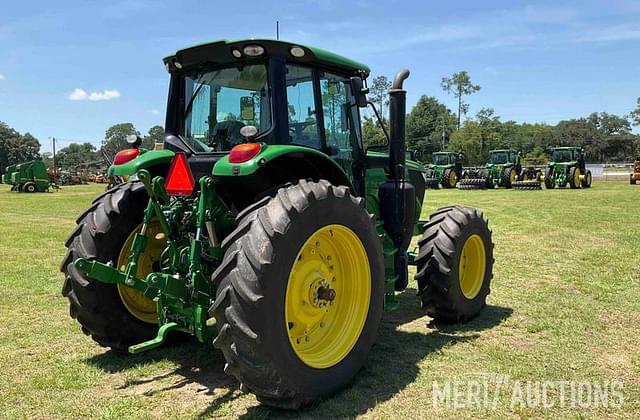 Image of John Deere 6155M equipment image 4