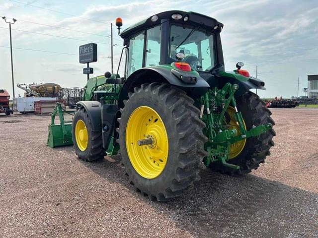 Image of John Deere 6155M equipment image 3
