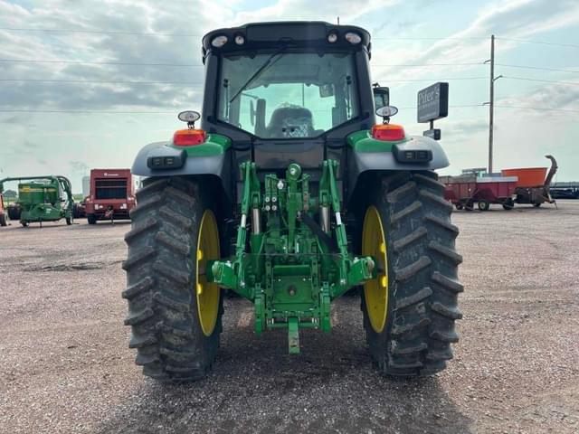 Image of John Deere 6155M equipment image 4
