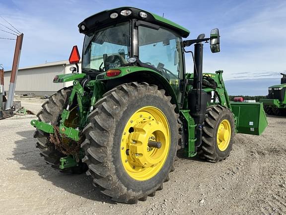 Image of John Deere 6R 155 equipment image 4