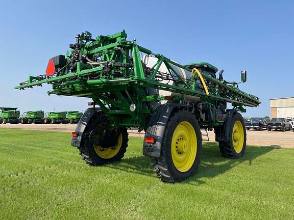 Image of John Deere 616R equipment image 4