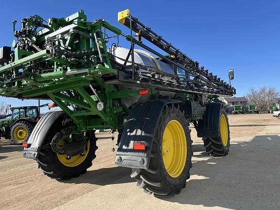 Image of John Deere 616R equipment image 2