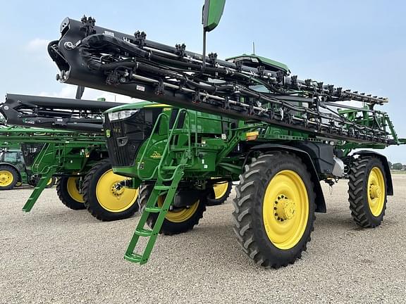 2023 John Deere 616R Equipment Image0