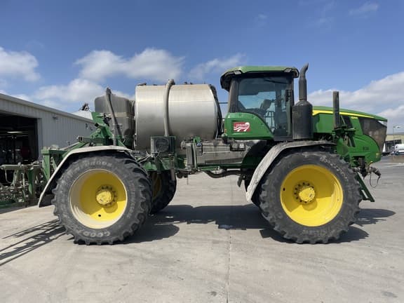 Image of John Deere 616R equipment image 4