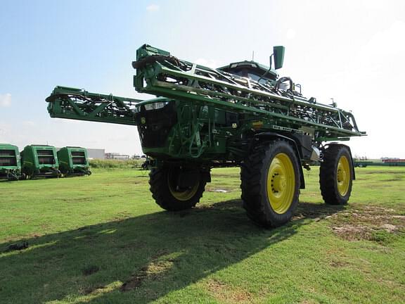 Image of John Deere 616R equipment image 1