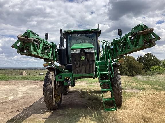 Image of John Deere 616R equipment image 1