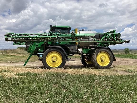 Image of John Deere 616R equipment image 2