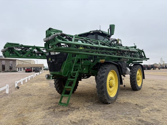 2023 John Deere 616R Equipment Image0