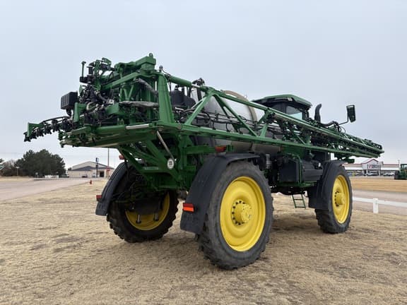 Image of John Deere 616R equipment image 2