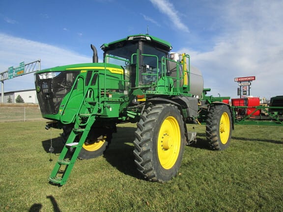 Main image John Deere 616R