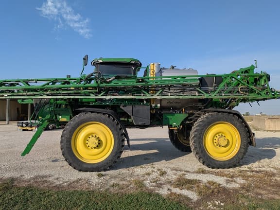 Image of John Deere 616R equipment image 3