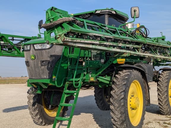 Image of John Deere 616R equipment image 2