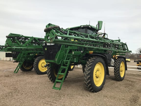2023 John Deere 616R Equipment Image0