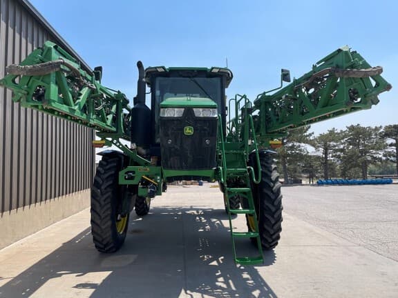Image of John Deere 616R equipment image 2