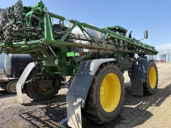 Image of John Deere 616R equipment image 2