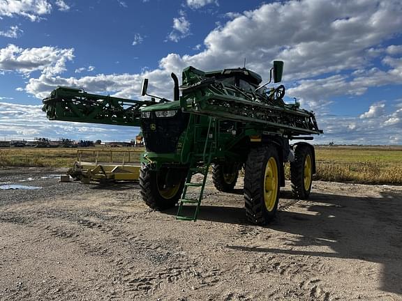 Image of John Deere 616R equipment image 2