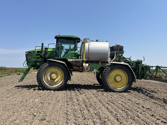 Image of John Deere 616R equipment image 1