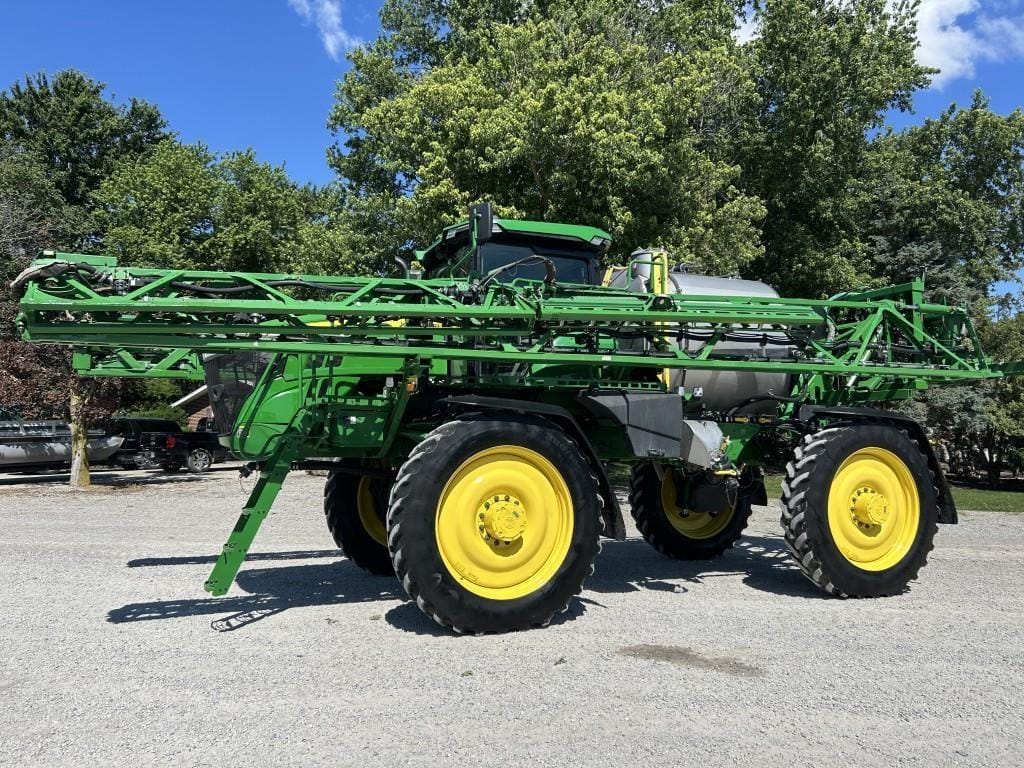 2023 John Deere 616R Equipment Image0