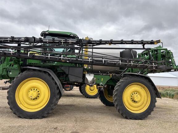 Image of John Deere 616R equipment image 4